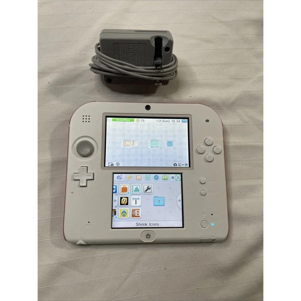 Nintendo 2DS Console White & Scarlet Red Charger Included Tested Excellent !!